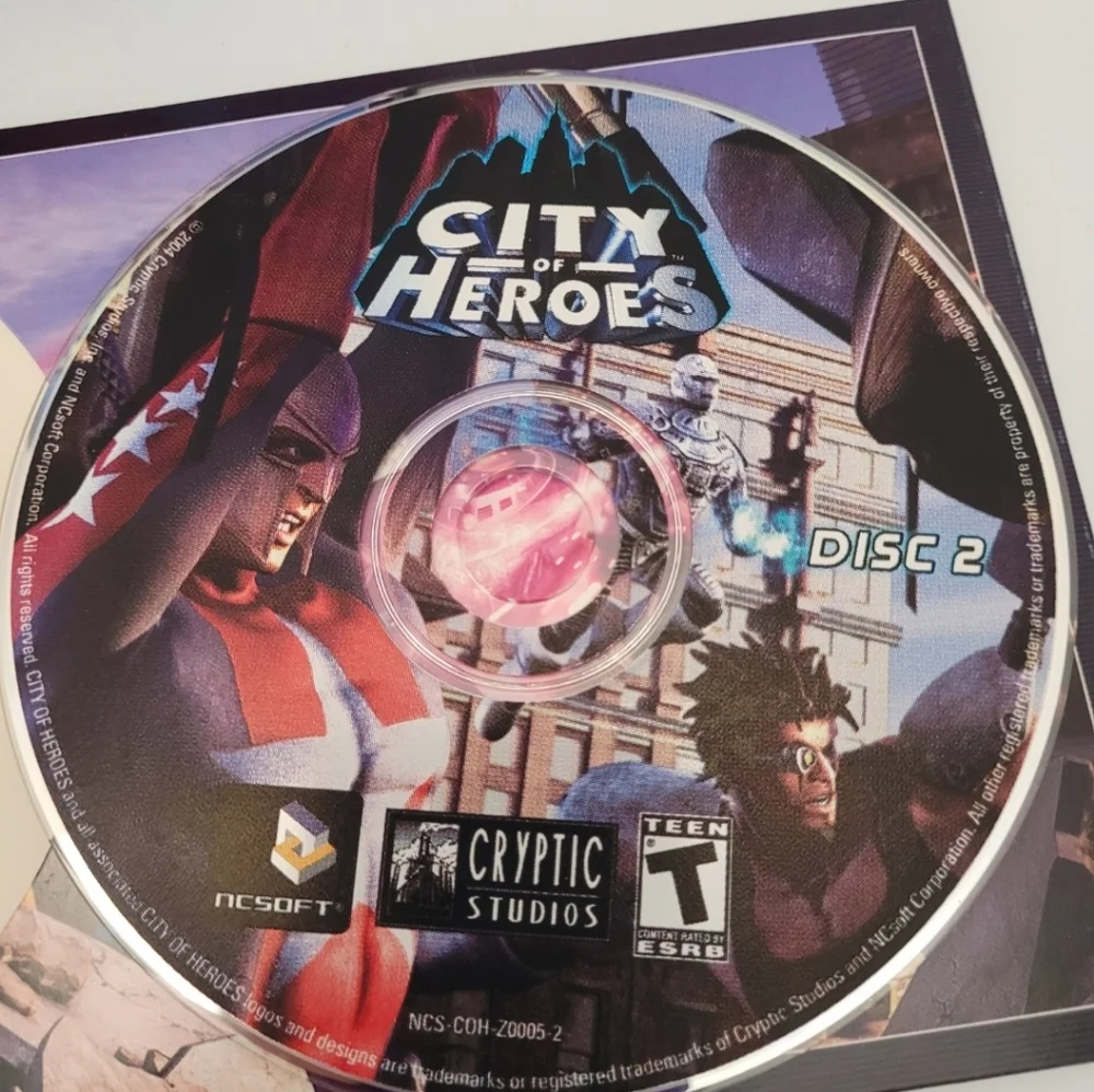 City of Heroes (PC, 2004) 2-Disc Boxset Complete W/Inserts/Map/Game Manual Book/